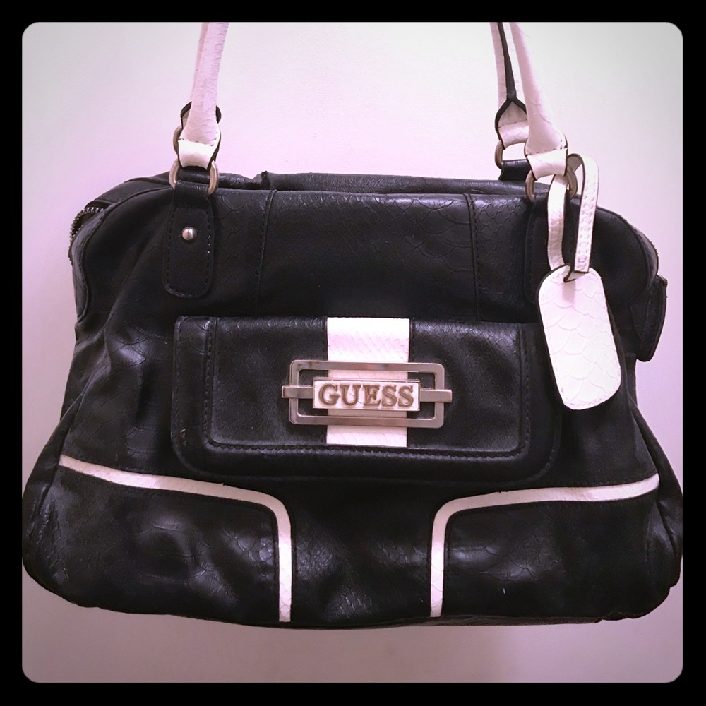 Guess purse!